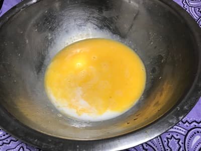溶き卵と飲むヨーグルト
