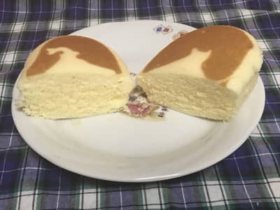北海道チーズ蒸しケーキの断面