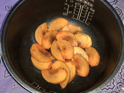 柿のタルトタタンを炊飯器で作る