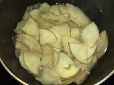 りんごの甘煮